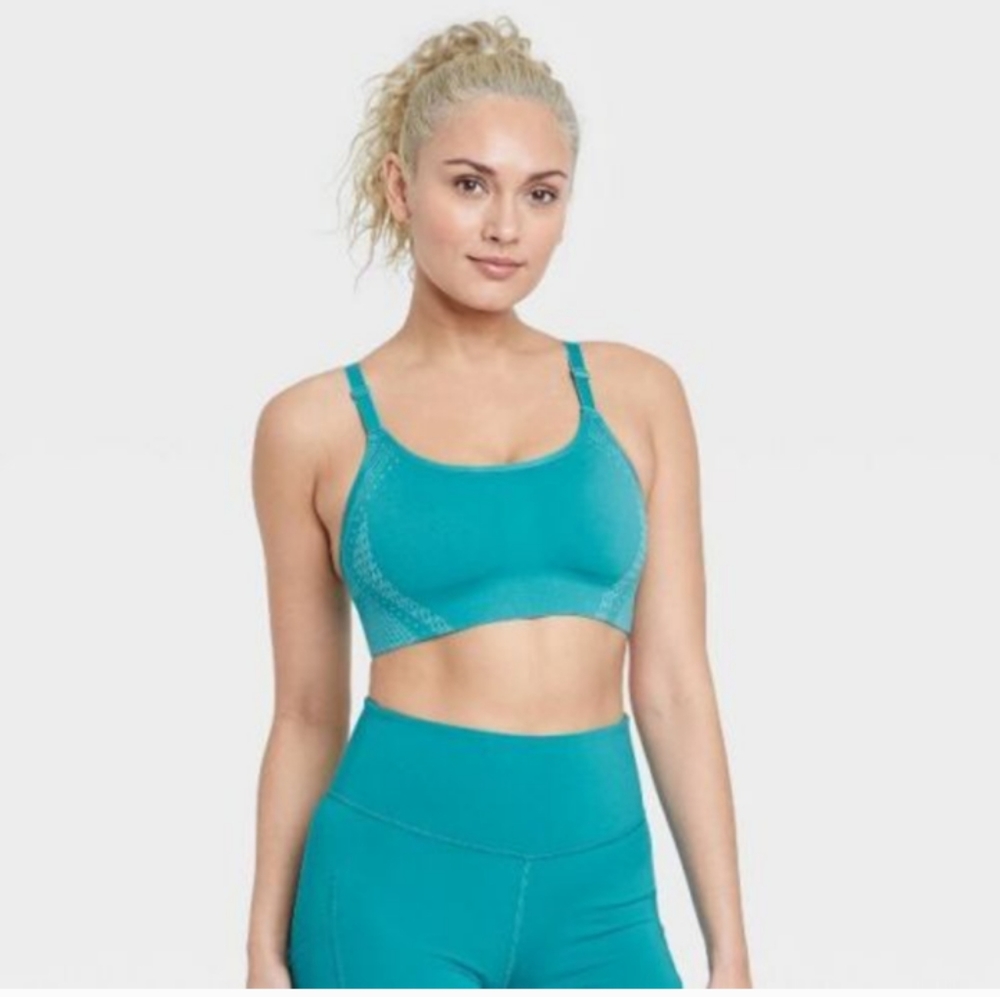 🆕All In Motion | Teal Seamless High Support Bonded Pullover Sports Bra